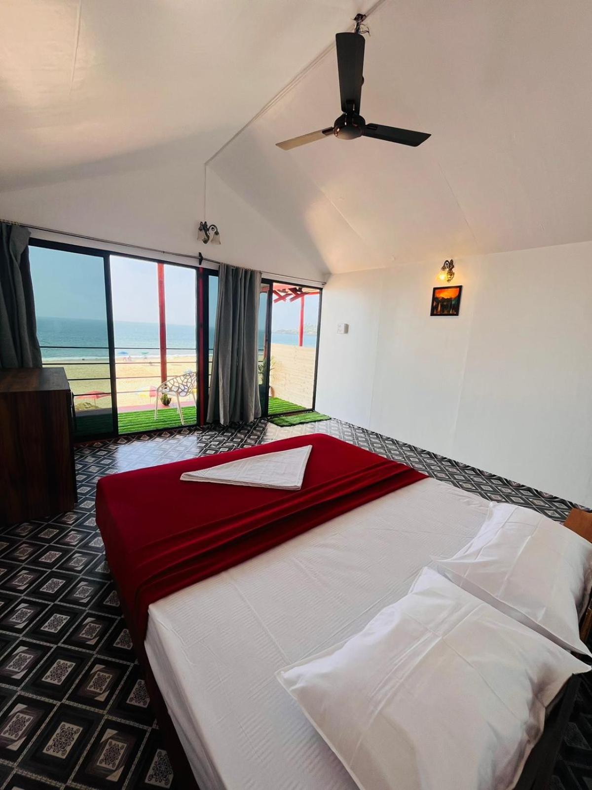 Casa Beach Hut Resort 팔로렘 외부 사진