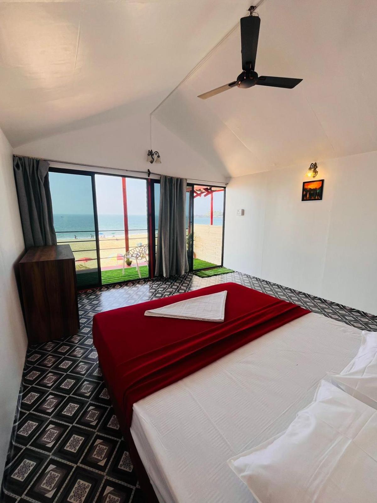 Casa Beach Hut Resort 팔로렘 외부 사진