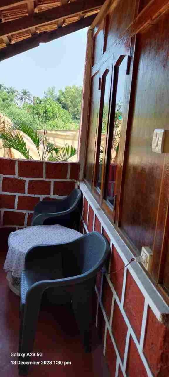 Casa Beach Hut Resort 팔로렘 외부 사진