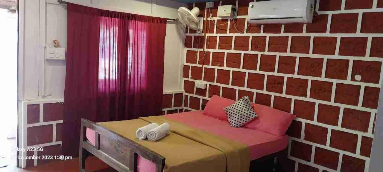 Casa Beach Hut Resort 팔로렘 외부 사진