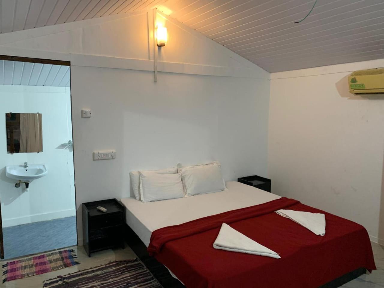 Casa Beach Hut Resort 팔로렘 외부 사진