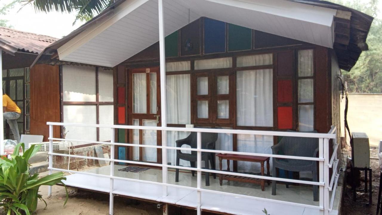Casa Beach Hut Resort 팔로렘 외부 사진