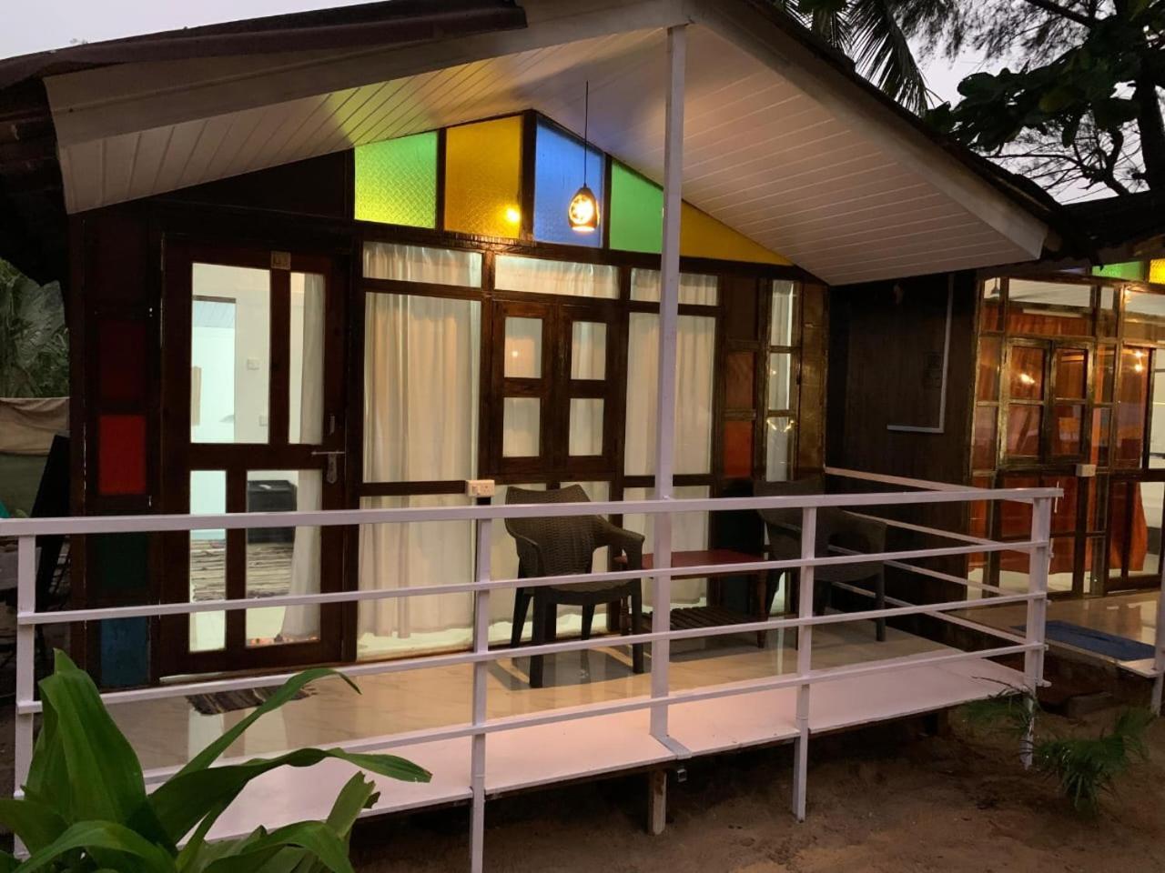 Casa Beach Hut Resort 팔로렘 외부 사진